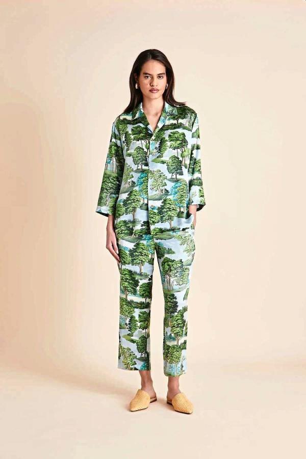 The Olivia von Halle capsule collection with Peninsula London includes this set of pyjamas. —  oliviavonhalle.com